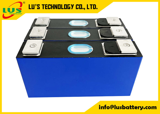Lithiumzelle LiFePO4 Prismatische 3,2V 100Ah LiFepo4 Lithiumbatterie LFP Wiederaufladbare Batterie zur Speicherung von Solarenergie
