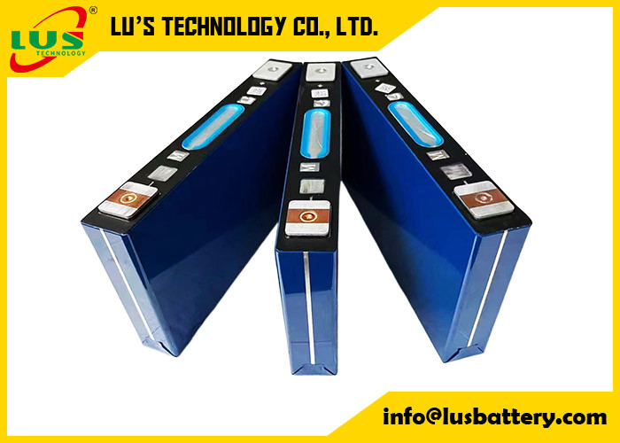 3.2V 150Ah LiFePO4 Prismatische Zellen und kundenspezifisches Lithium-Ionen-Batteriesystem OEM 3.2V150Ah LiFePO4 Hochleistungs-Lithium-Batterie